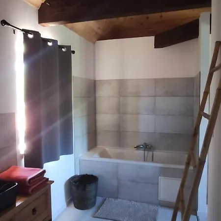 Chambre Domaine de machassis Belaye